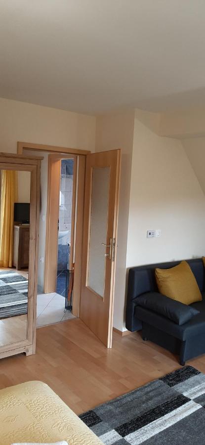 Napko Apartman شوبرون المظهر الخارجي الصورة